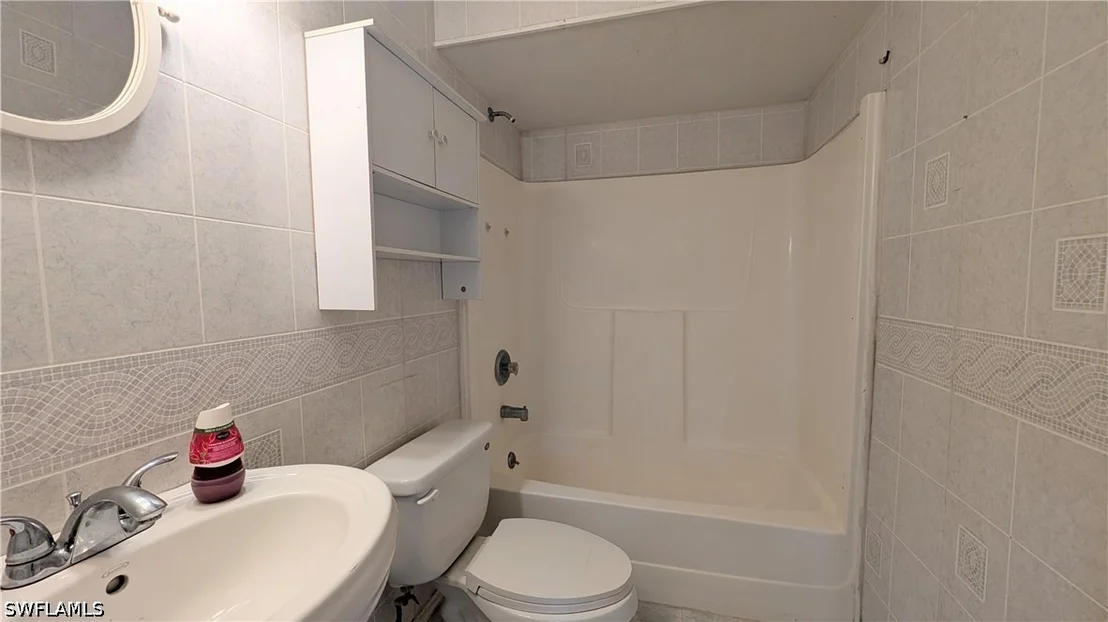 Photo of 521 5th Avenue