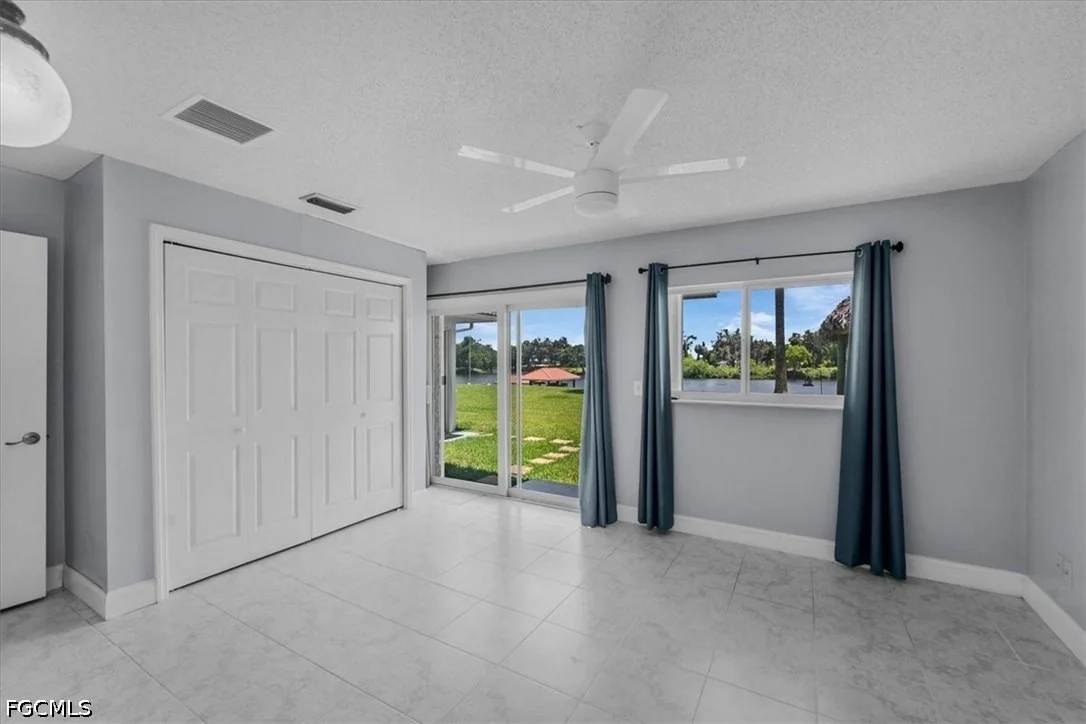 Photo of 3233 Shell Lane