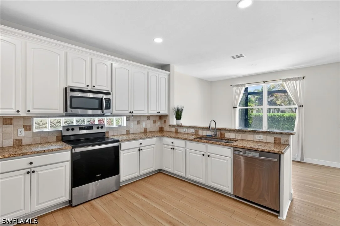 Photo of 9734 Silvercreek Court