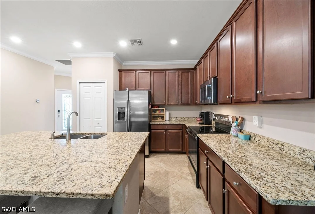 Photo of 9086 Woodhurst Drive