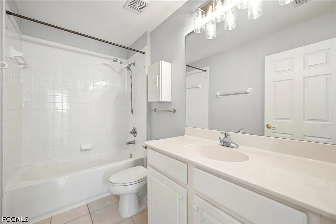 Photo of Unit 4 at 9724 Foxhall Way