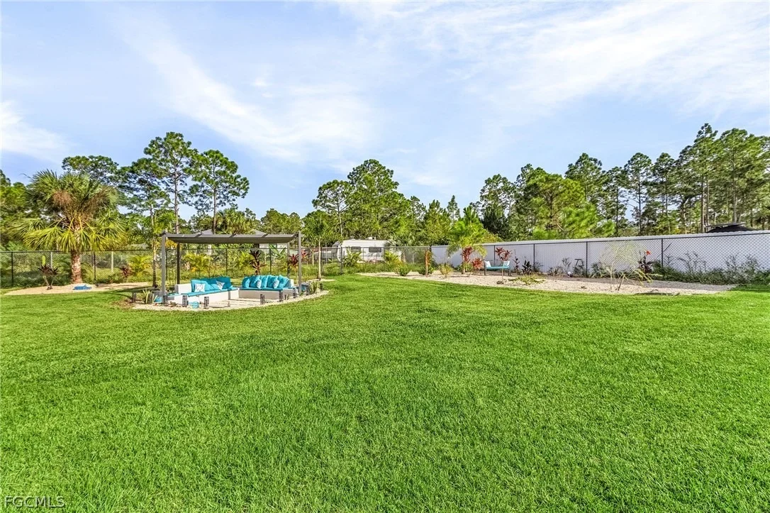 Photo of 1020 Rush Avenue
