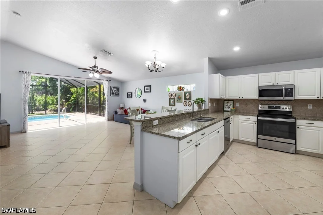 Photo of 713 Crossfield Circle
