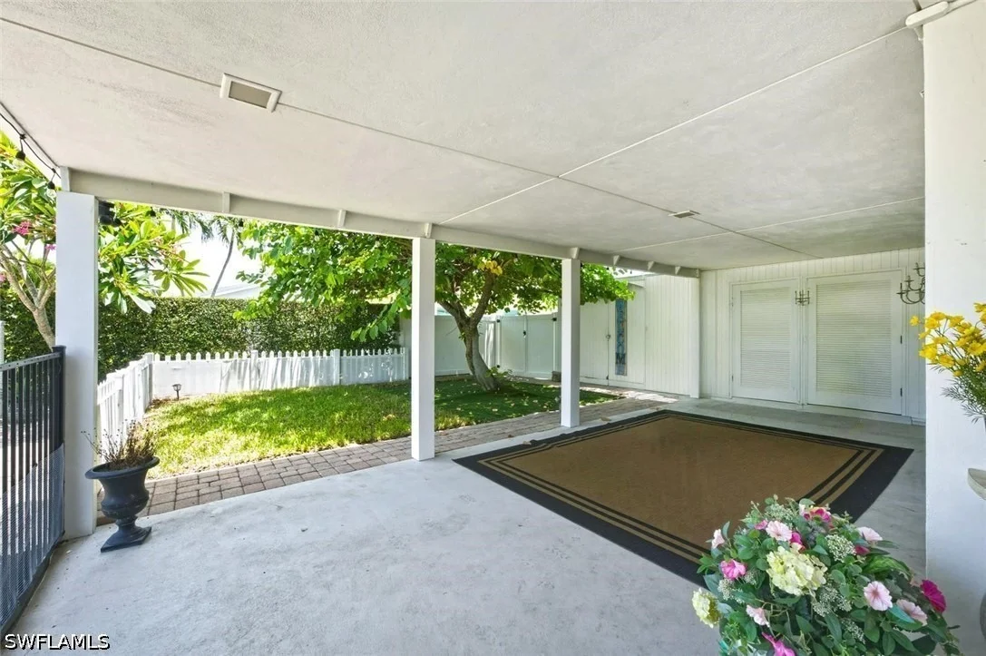 Photo of 1216 10th Street N