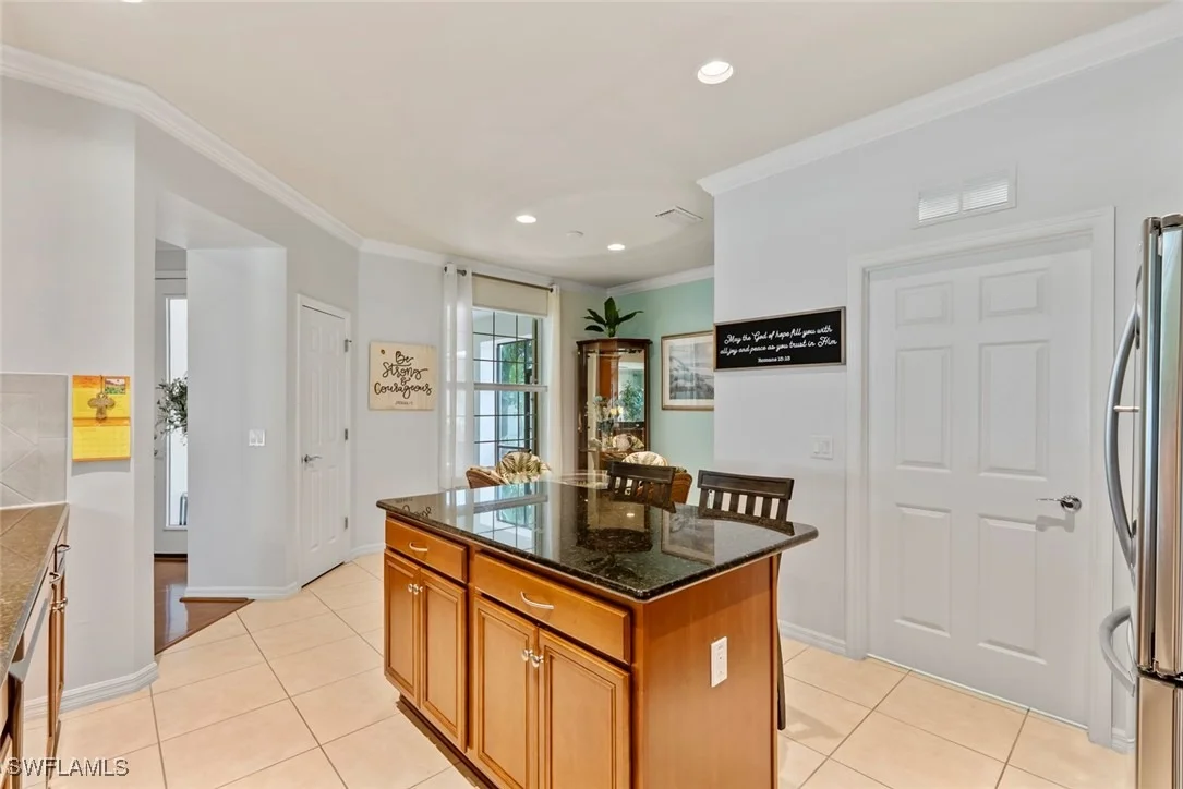 Photo of 6101 Victory Drive
