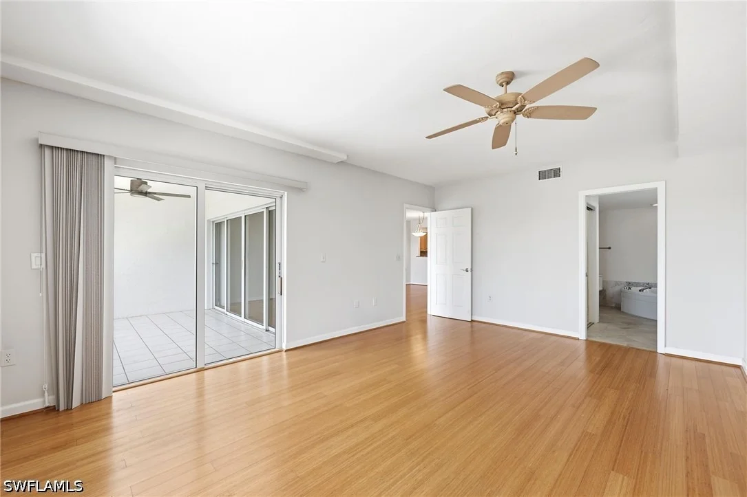 Photo of Unit 407 at 13105 Vanderbilt Drive