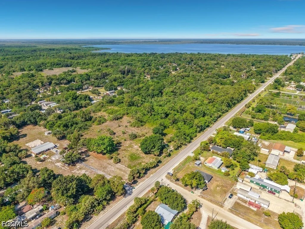 Photo of 4607 LAKE TRAFFORD Road