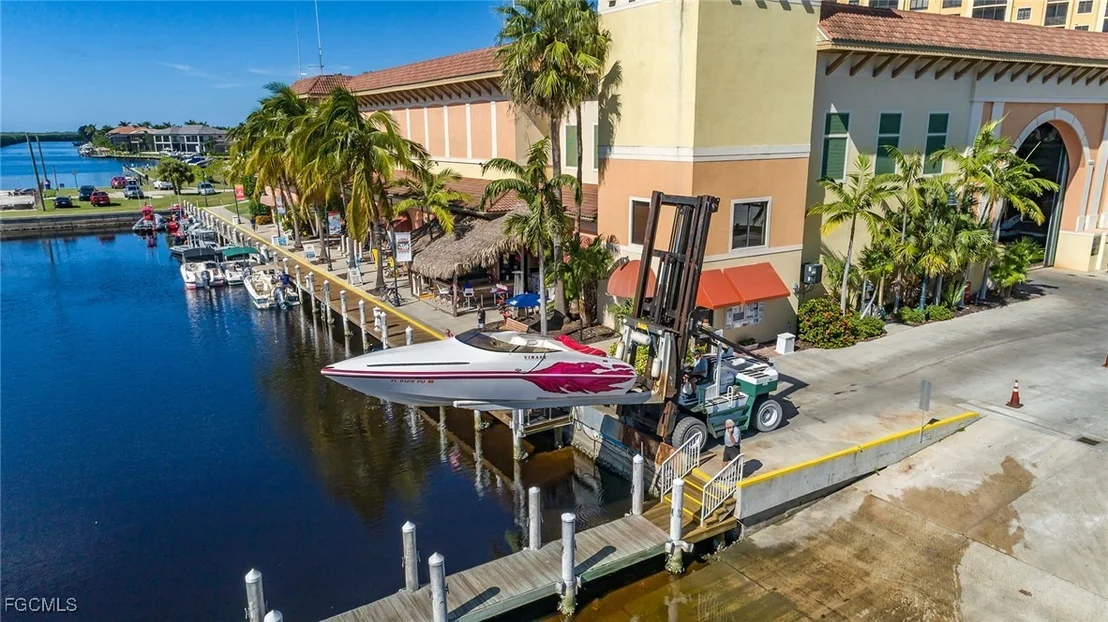 Photo of 5609 Harbour Circle