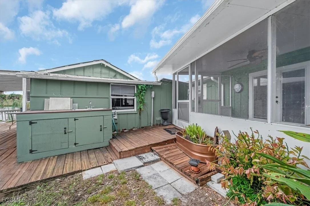 Photo of 1083 Sunset Strip