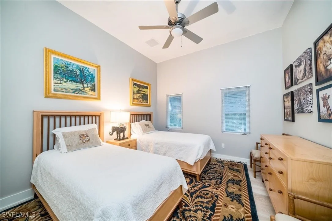 Photo of 367 5th Avenue N