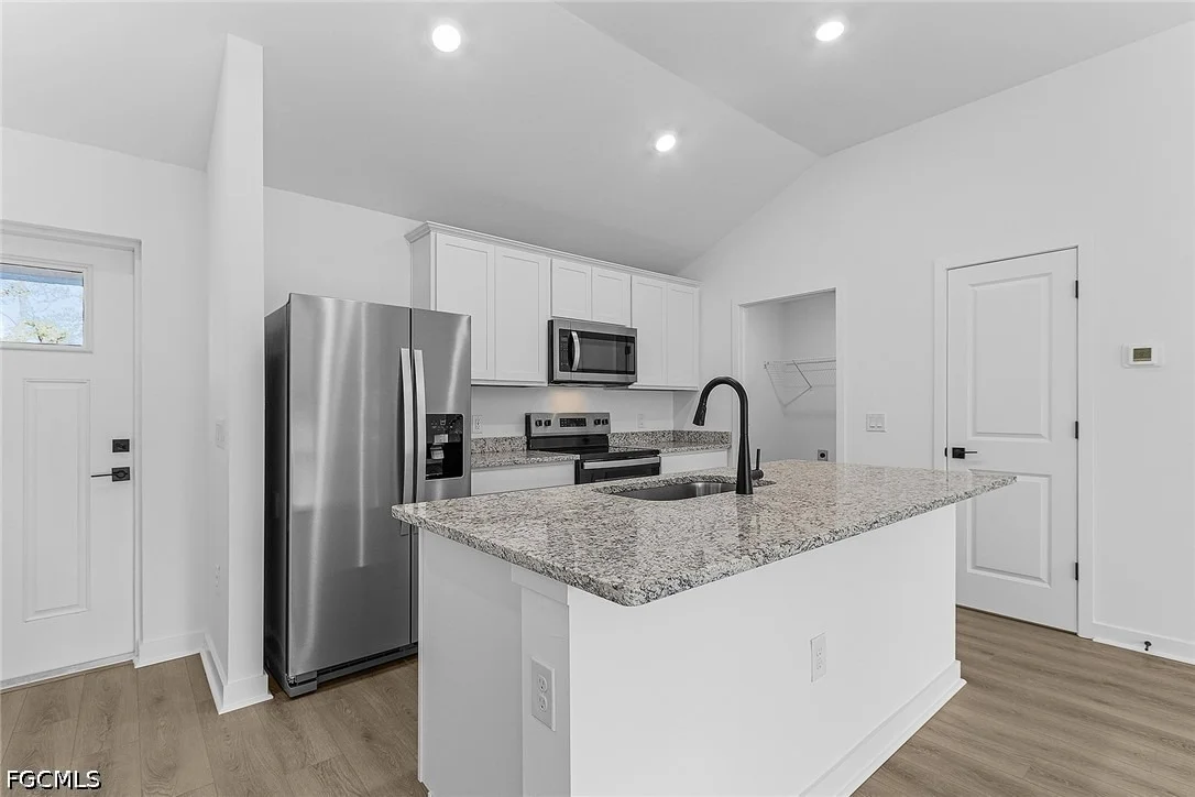 Photo of 846 Guienne Lane
