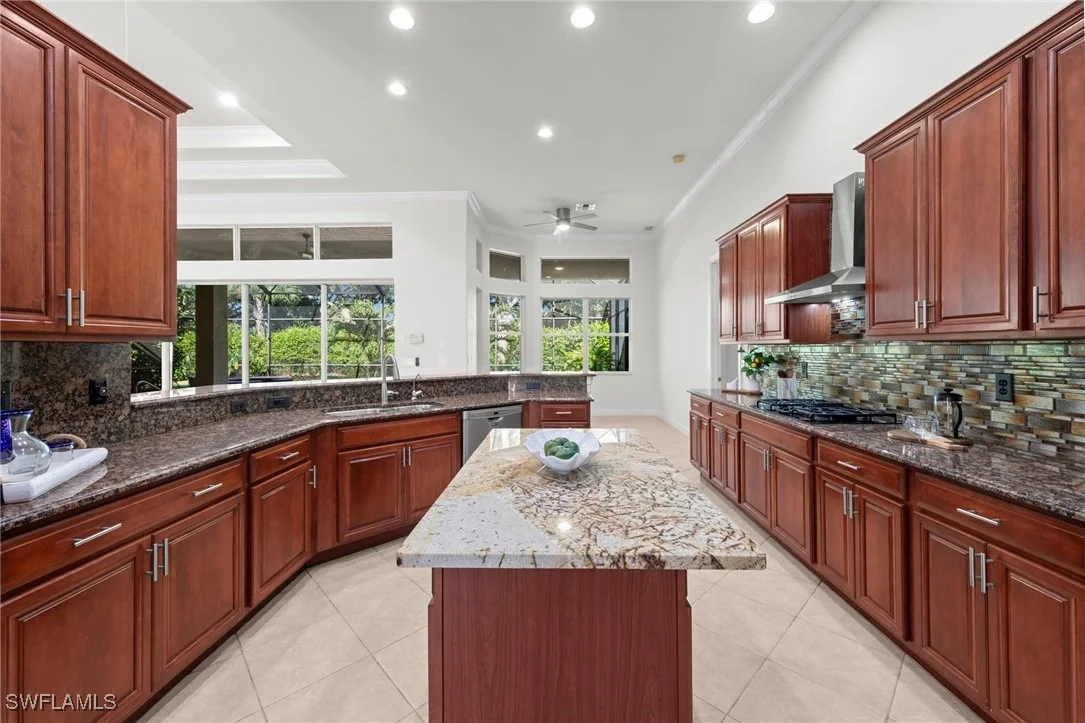 Photo of 19464 La Serena Drive
