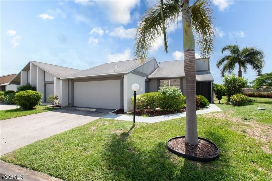 Photo of 9749 Maplecrest Circle