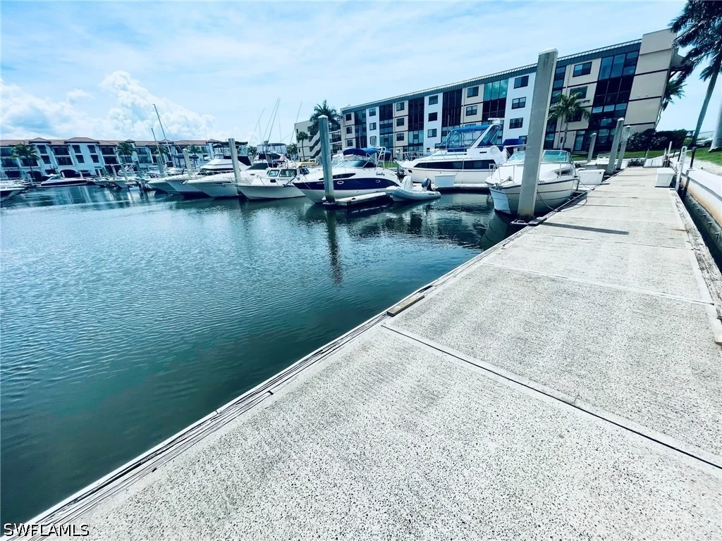 Photo of 801 River Point Drive