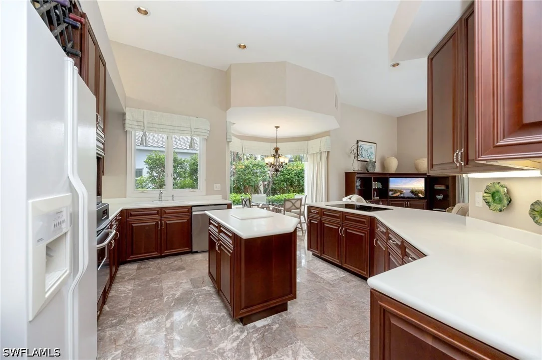 Photo of 429 Rosemeade Lane