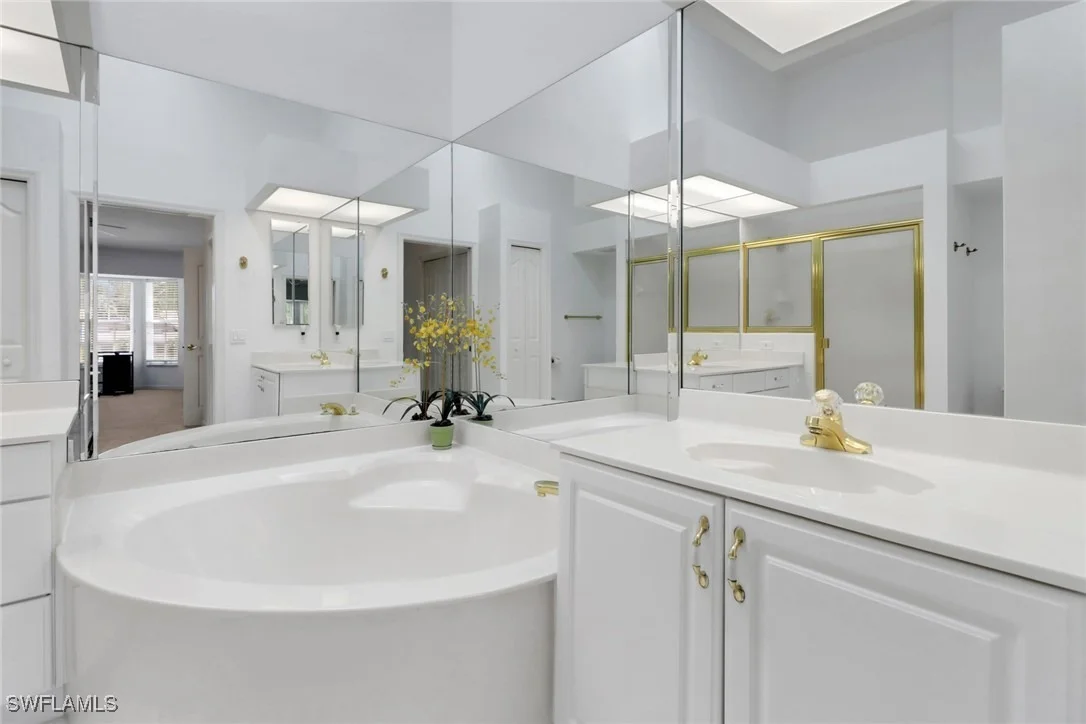 Photo of Unit 203 at 6180 Reserve Circle