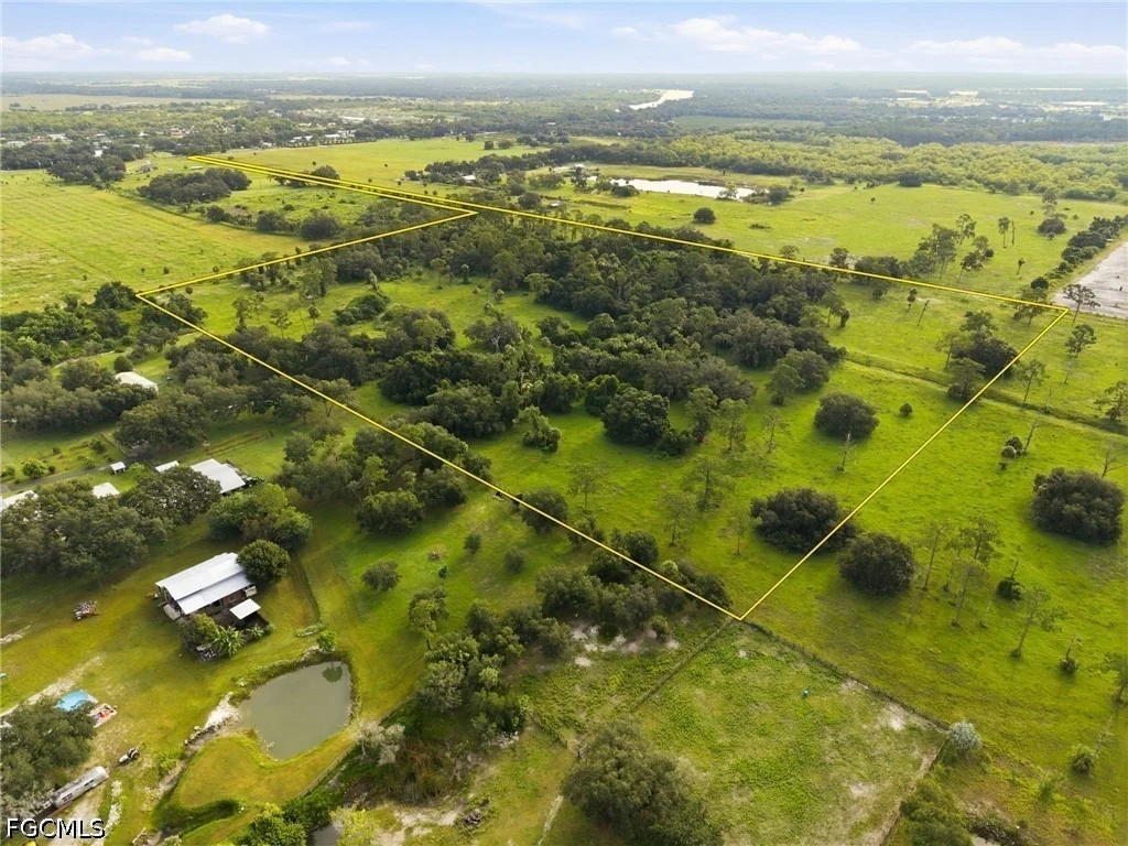 Photo of 3291 Fort Denaud Road