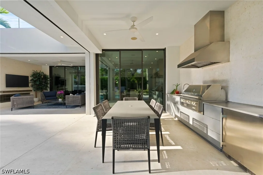 Photo of 376 1ST Avenue N