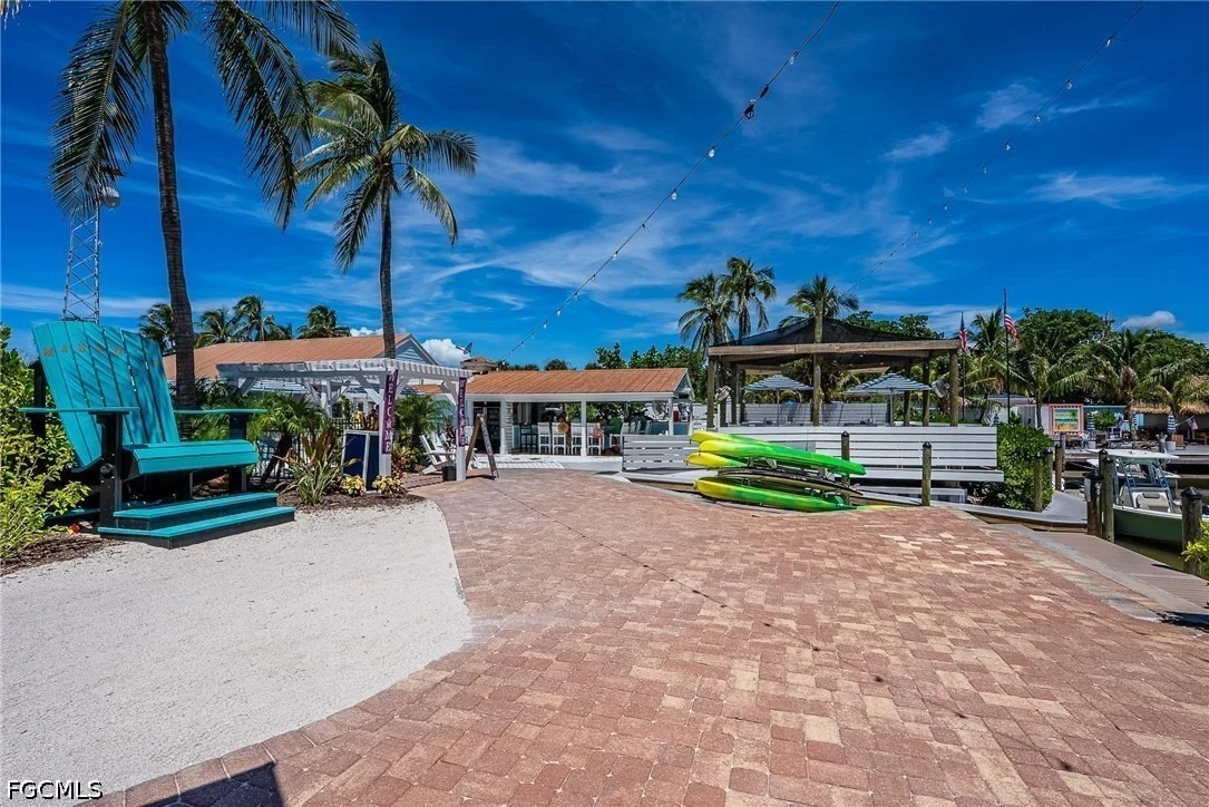 Photo of 516 Longboat Circle