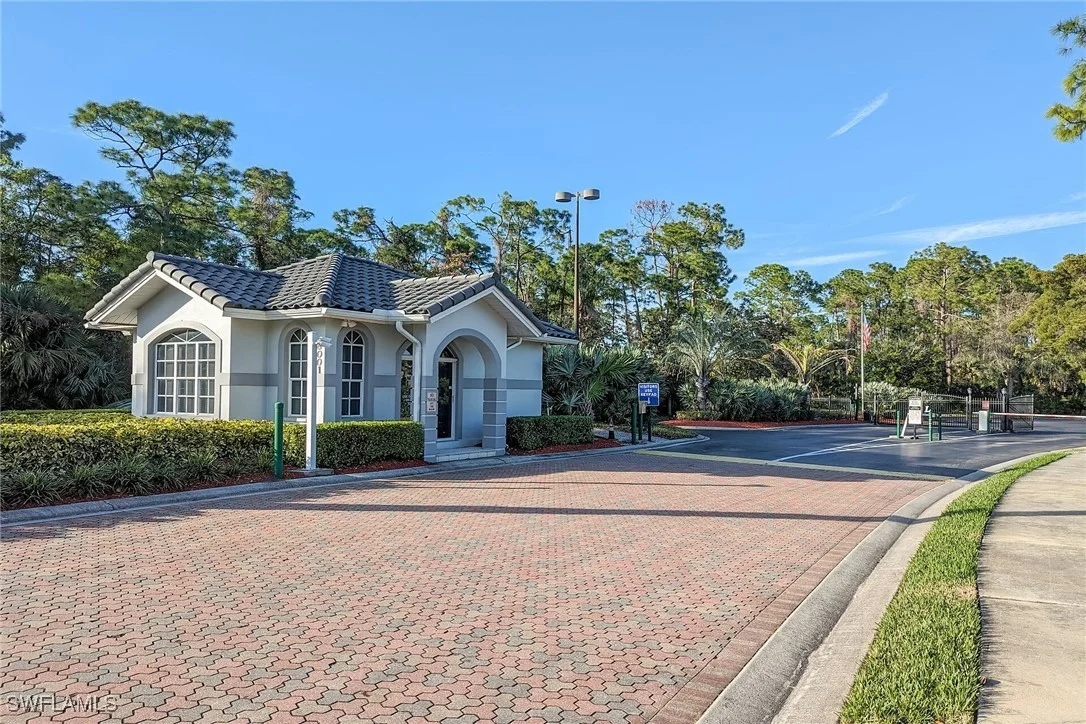 Photo of Unit 2207 at 409 Gabriel Circle