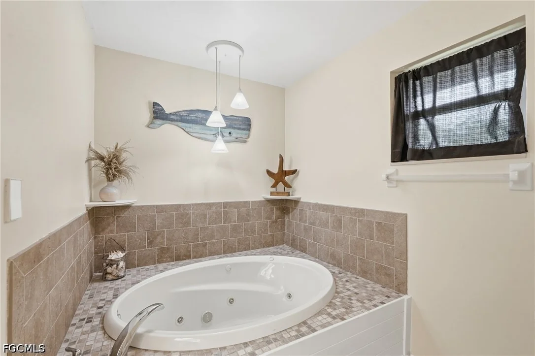 Photo of 418 Avalon Drive