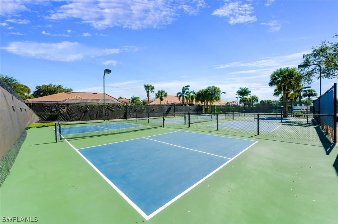 Photo of 5835 Persimmon Way