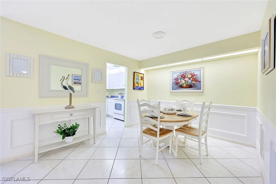 Photo of Unit 104 at 2000 Alamanda Drive