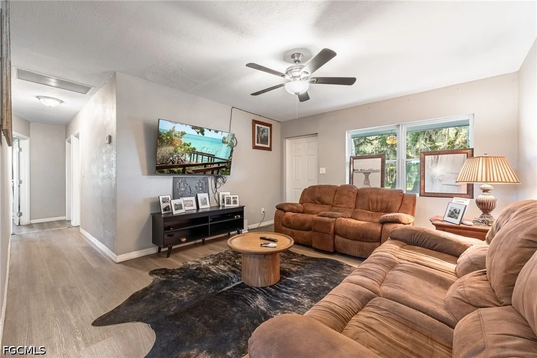Photo of 21405 Dooley Grade Road