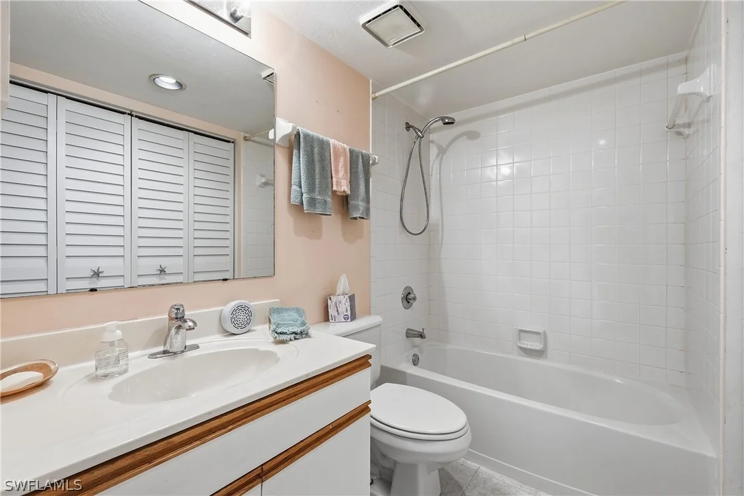 Photo of Unit 103 at 4121 Lorene Drive