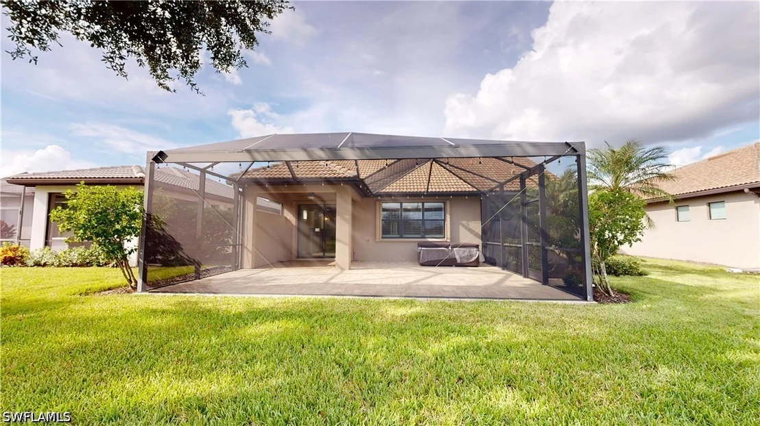 Photo of 6264 Victory Drive