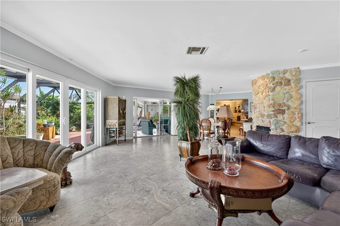 Photo of 931 Scott Drive
