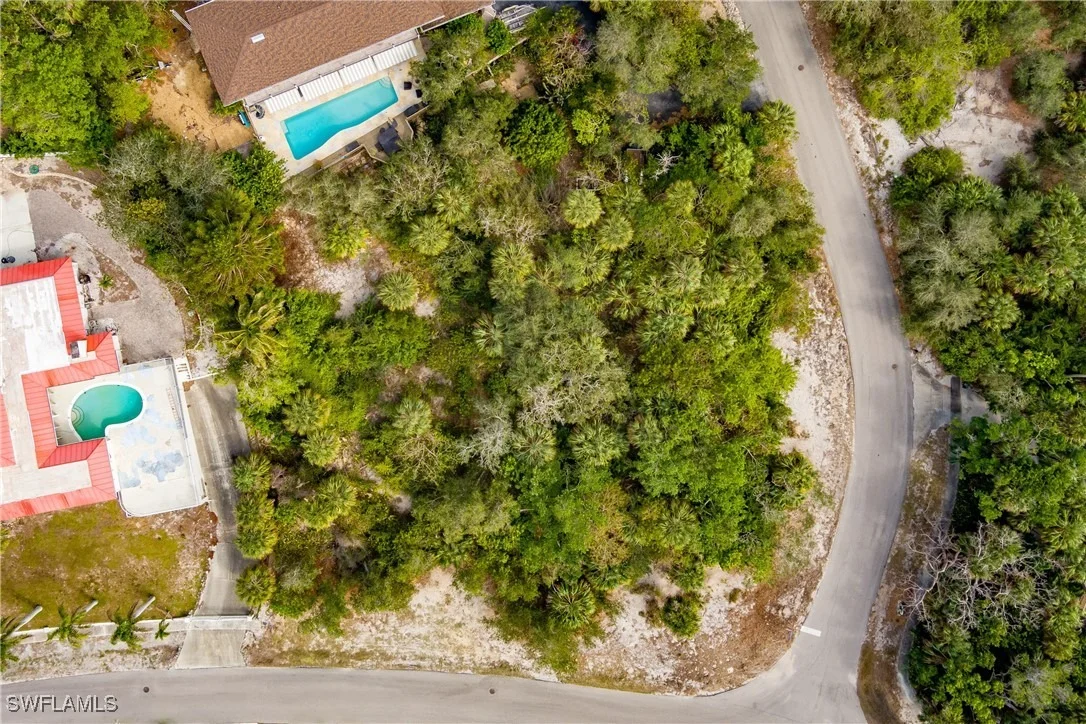 Photo of 889 Scott Drive