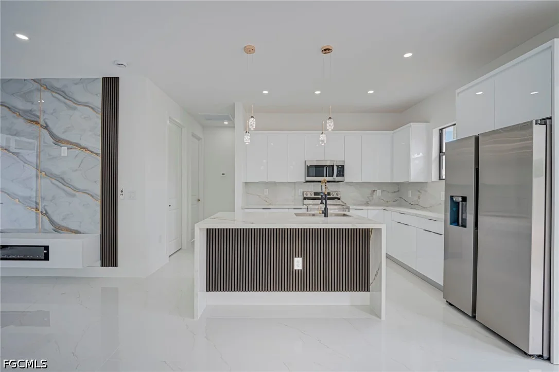 Photo of 1002 Pine Avenue