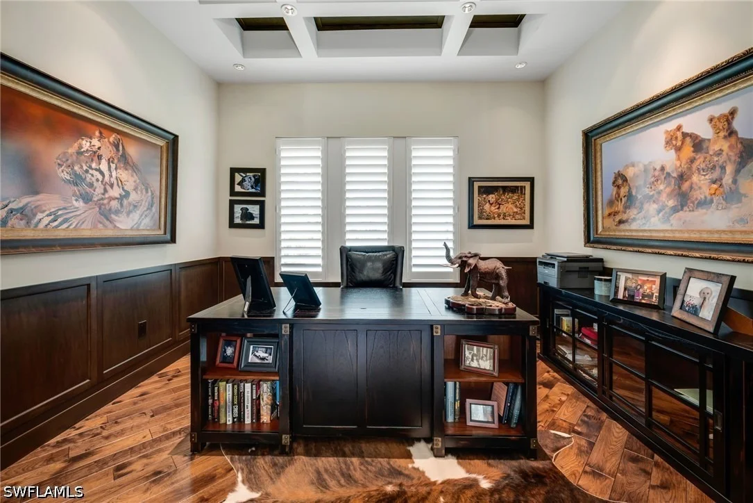 Photo of 384 Edgemere Way E