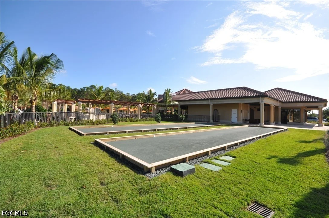 Photo of Unit 433 at 9727 Acqua Court