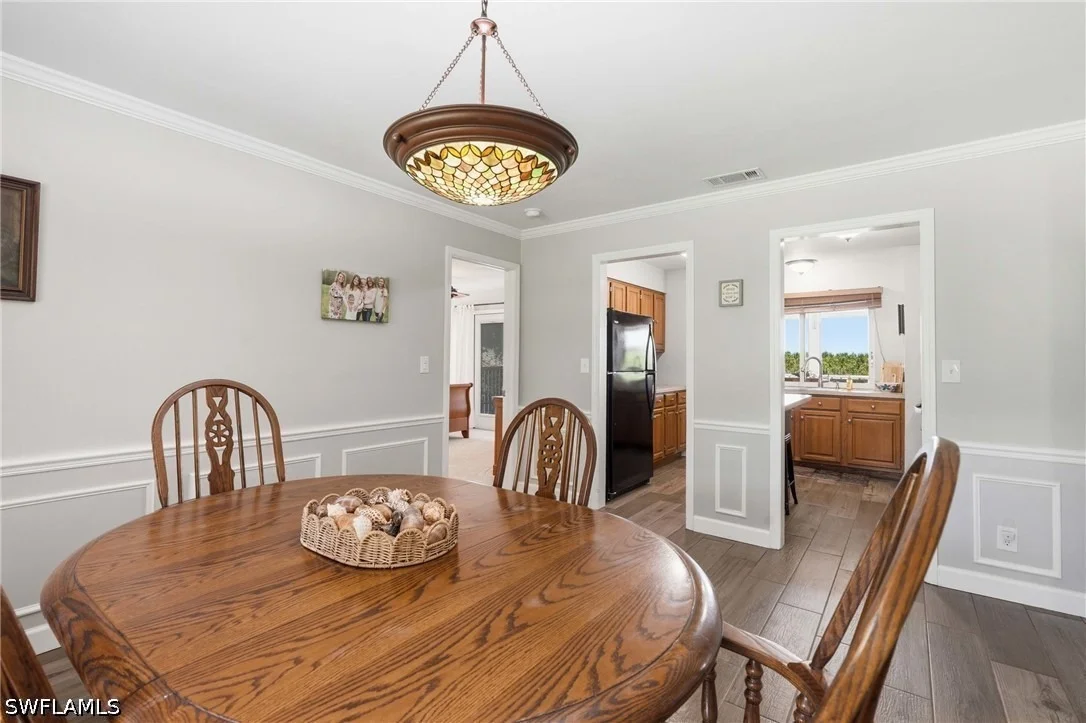 Photo of 17900 Devore Lane