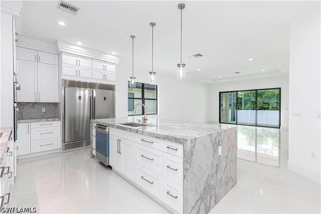Photo of 3098 Pine Tree Drive
