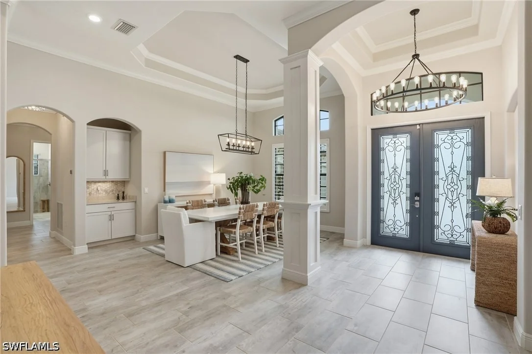 Photo of 2327 Somerset Place
