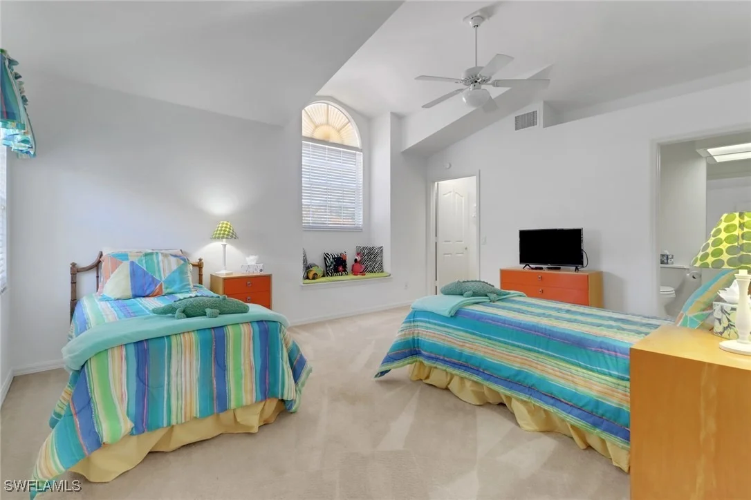 Photo of Unit 203 at 6180 Reserve Circle