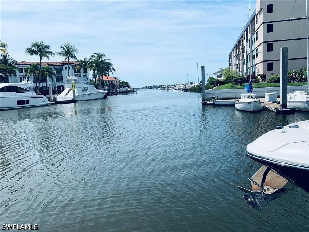 Photo of 801 River Point Drive