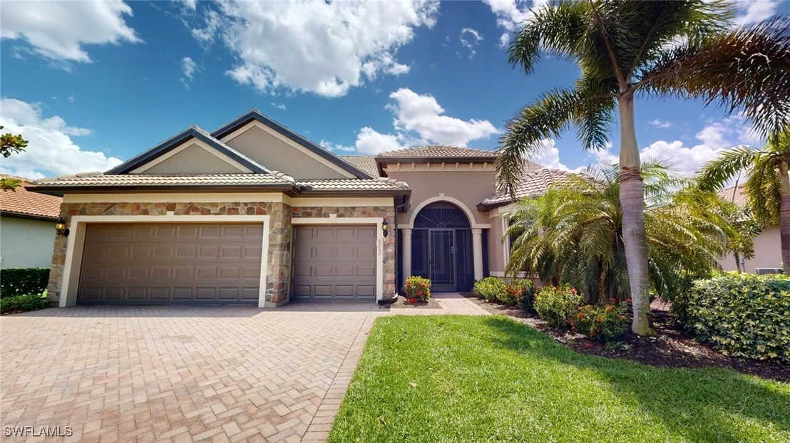 Photo of 6252 Victory Drive