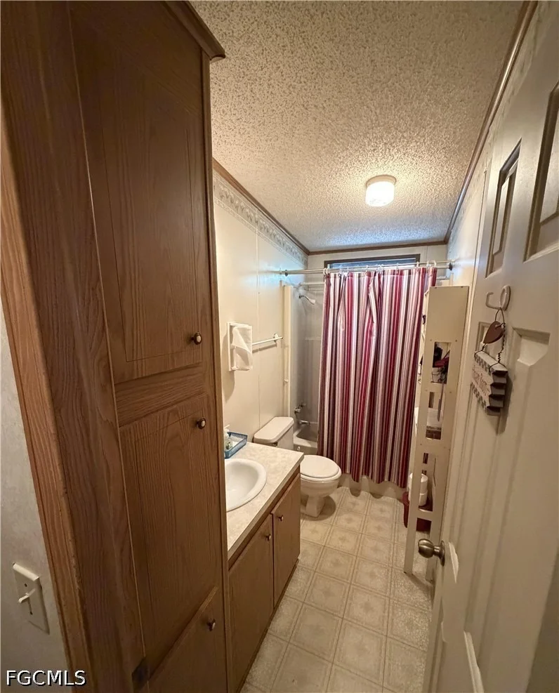 Photo of 223 Pine Lane