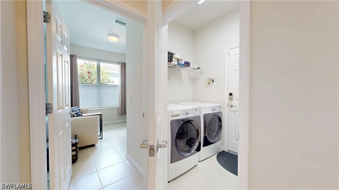 Photo of 5937 Constitution Street