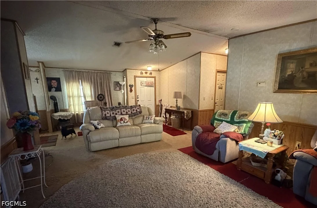 Photo of 223 Pine Lane