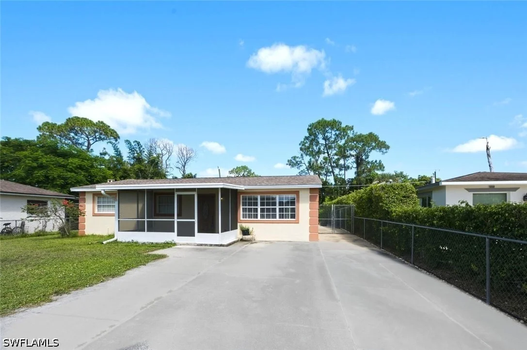 Photo of 5449 Hardee Street