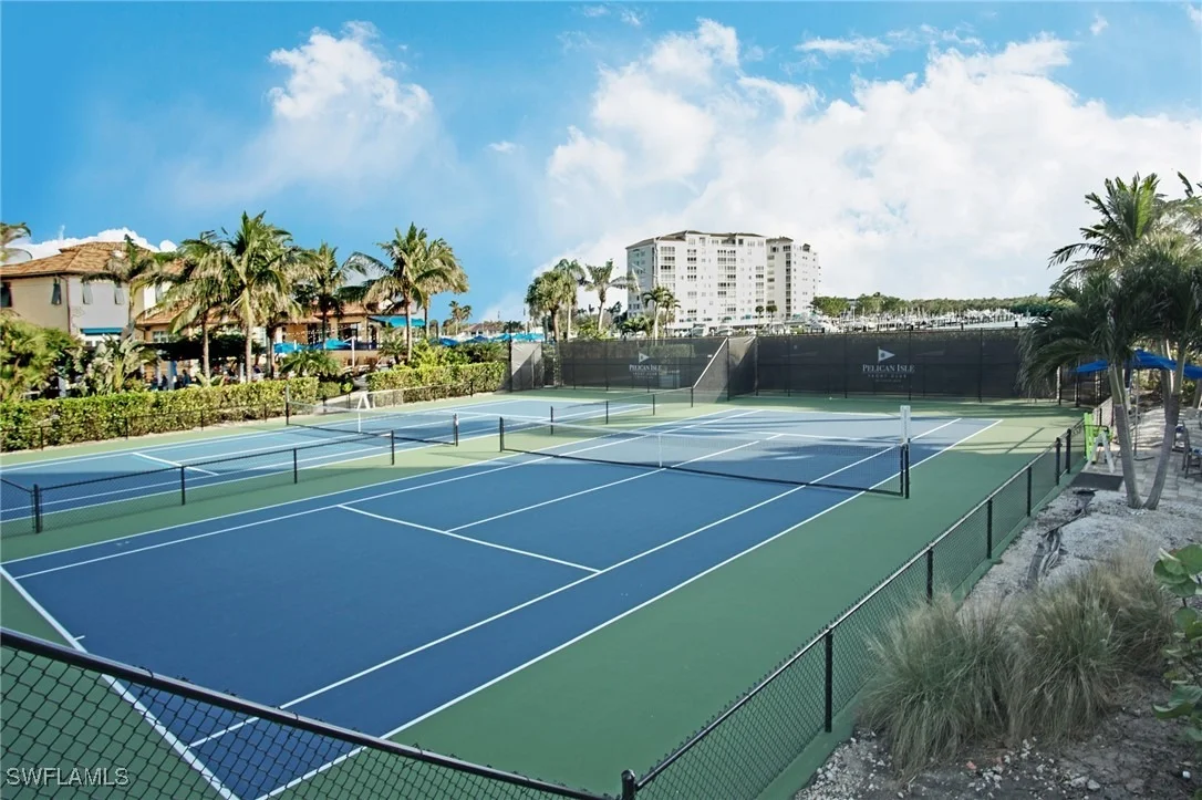 Photo of Unit B803 at 435 Dockside Drive