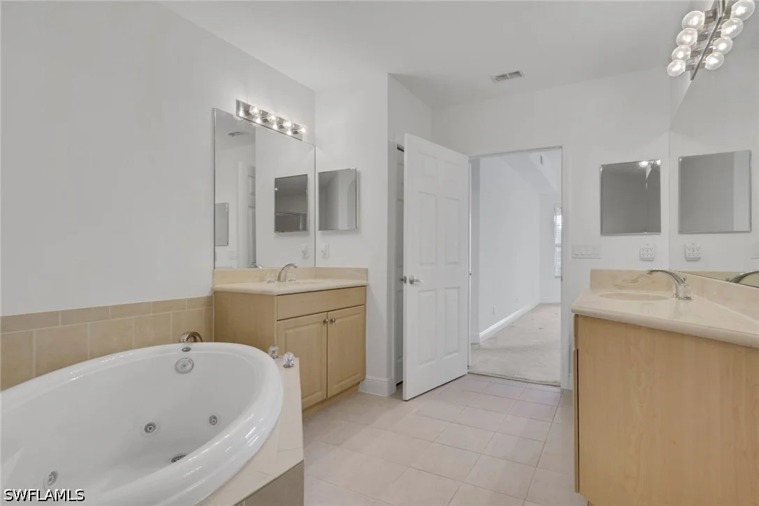 Photo of Unit 102 at 3580 Lansing Loop