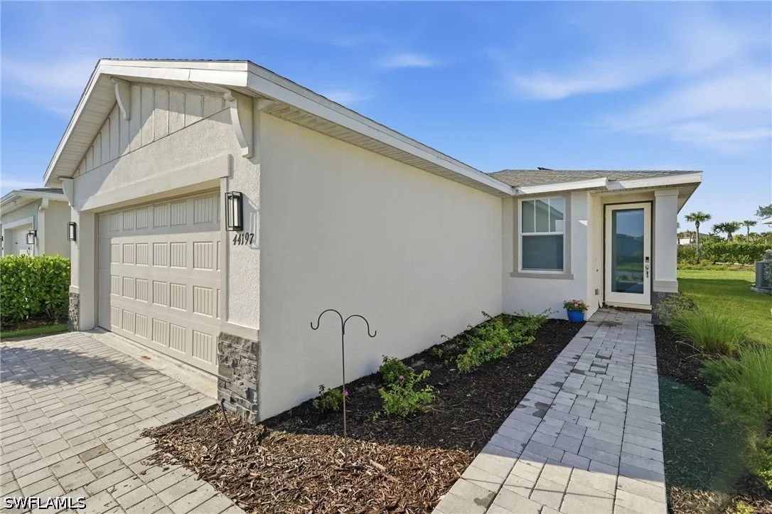 Photo of 44197 Frontier Drive