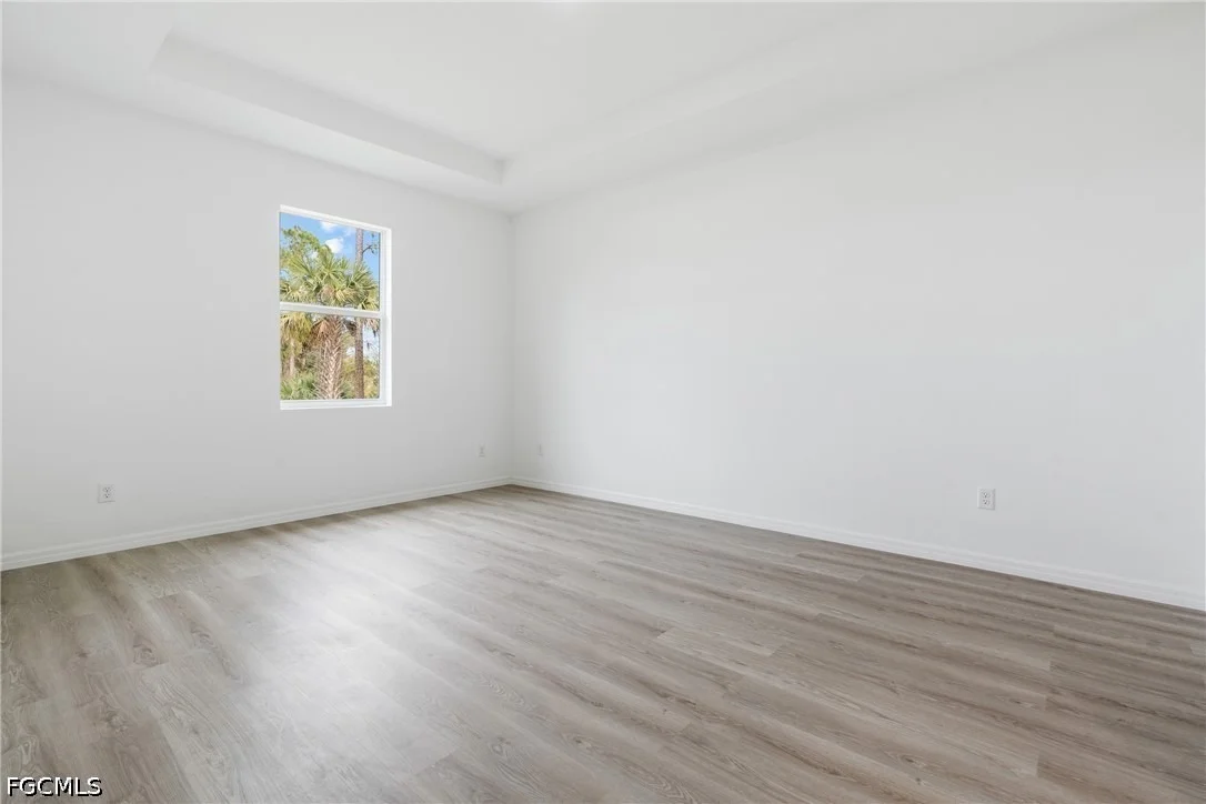Photo of 566 Woodview Drive