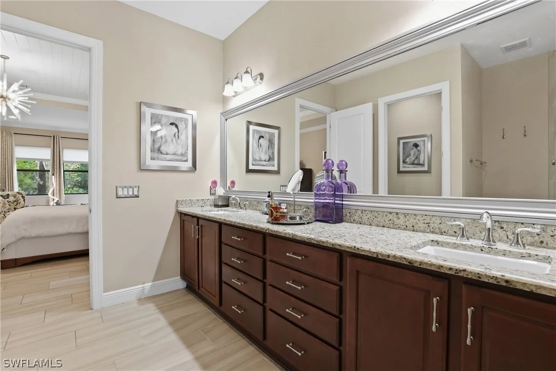 Photo of 2303 Somerset Place